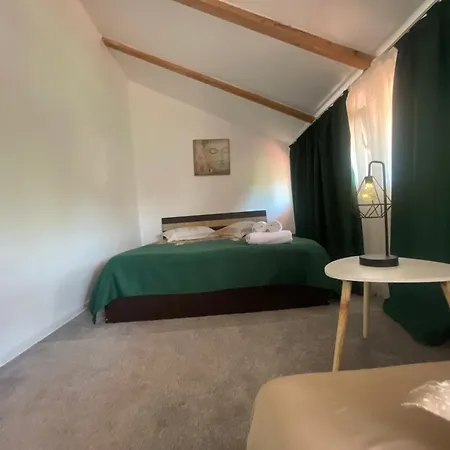 Vila Masco Homestay *